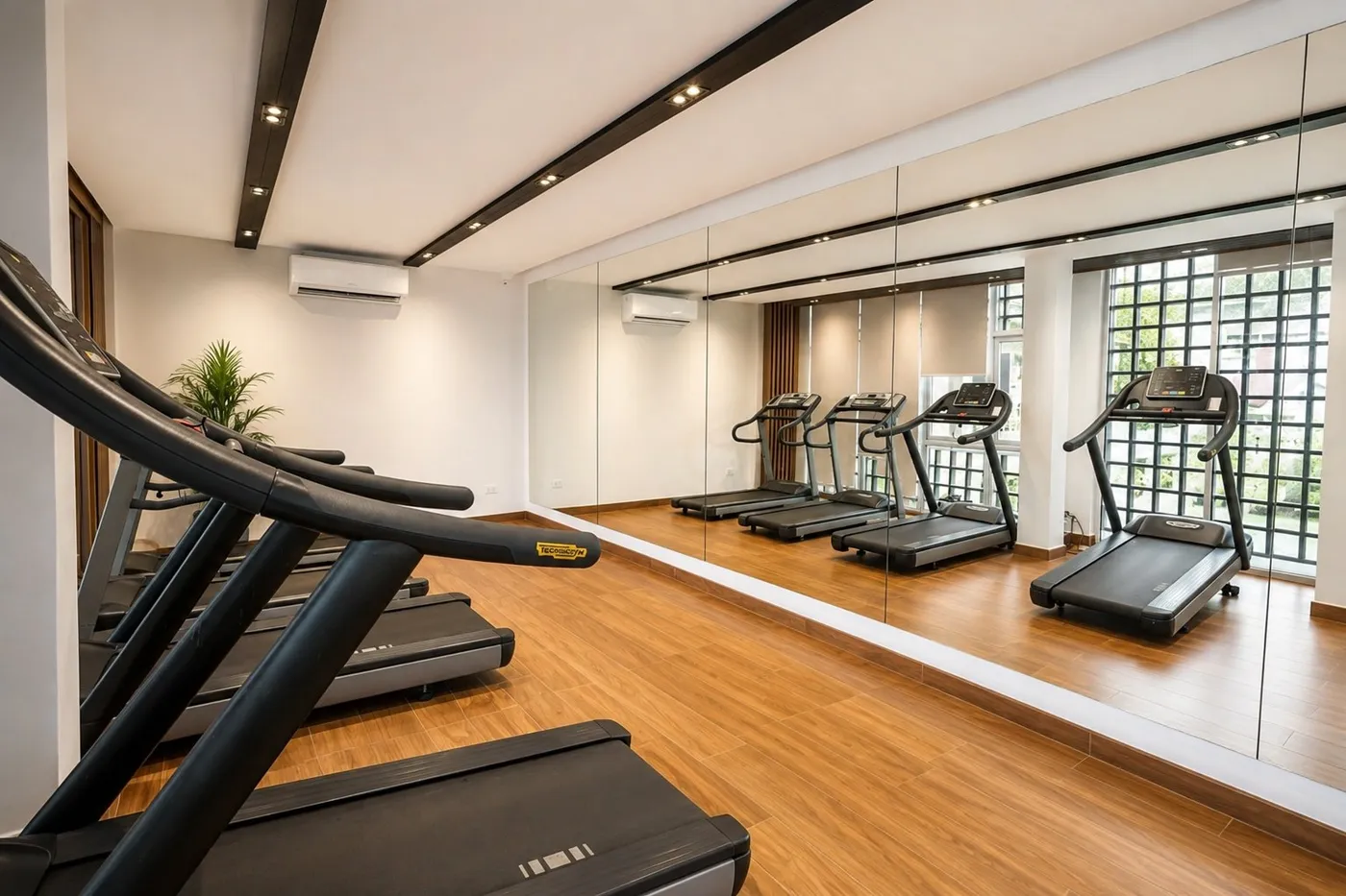 Hamptons Apartments luxury suite interior and amenities